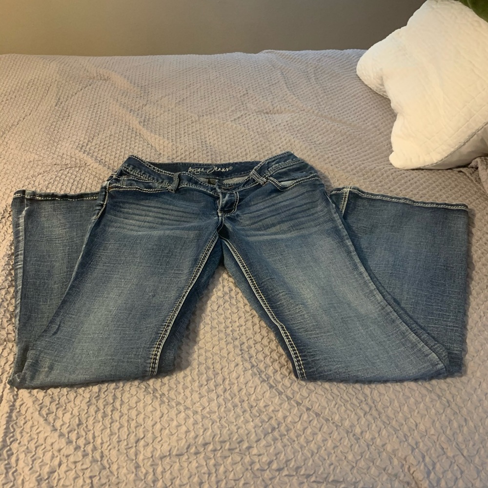 Ariya Jeans